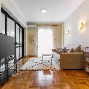 επισκεφθείτε το ξενοδοχείο